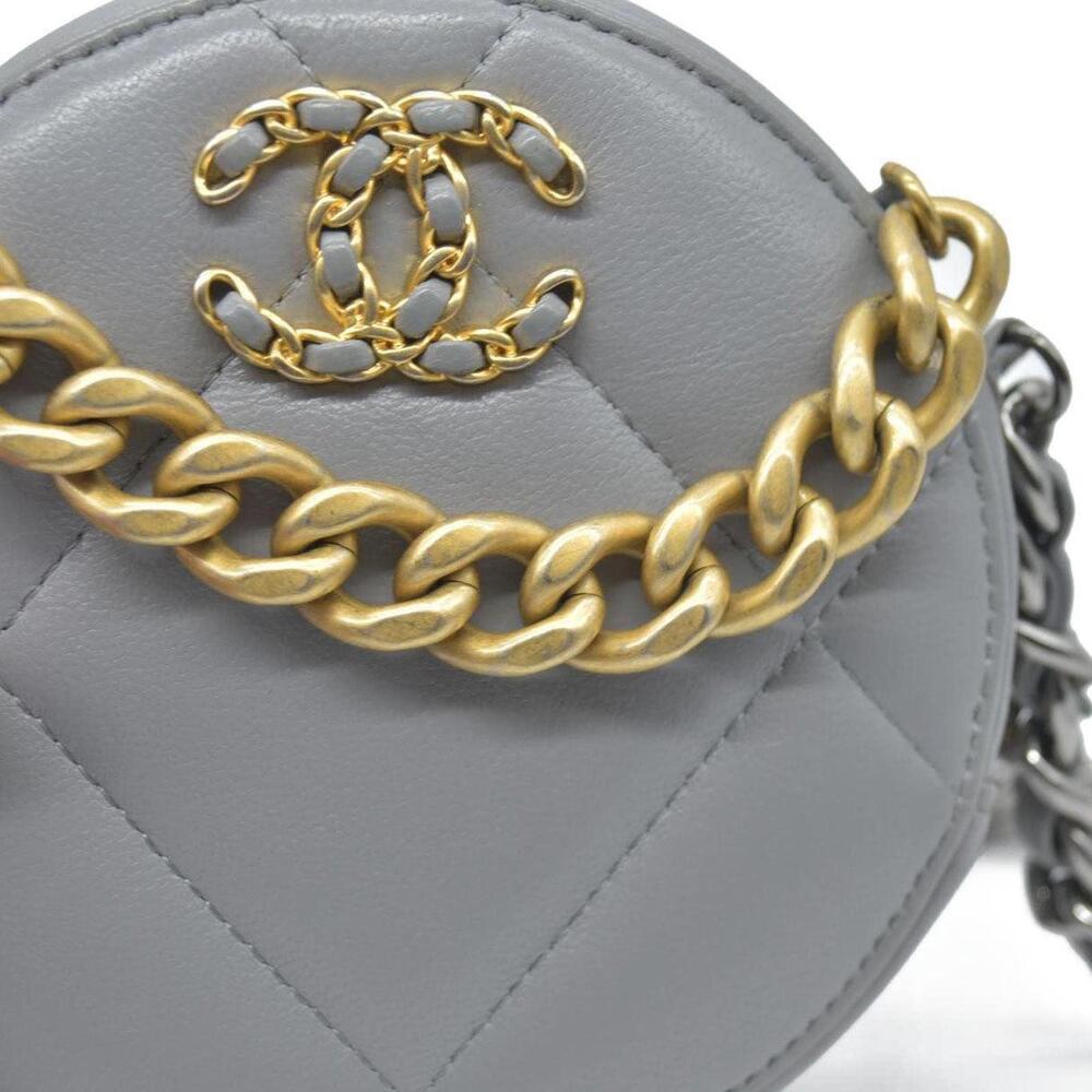 Chanel  Lambskin Quilted Chanel 19 Round Clutch With Chain - Picture 12 of 15